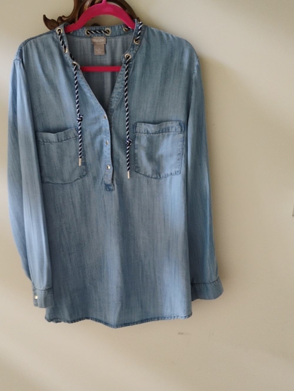 Chico's Light Blue Denim-Style Chambray Top